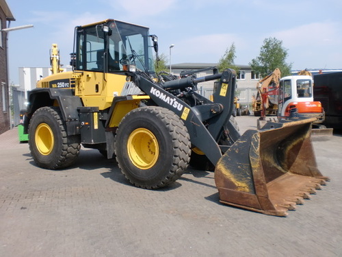 Product picture Komatsu WA250PZ-5 shop manual