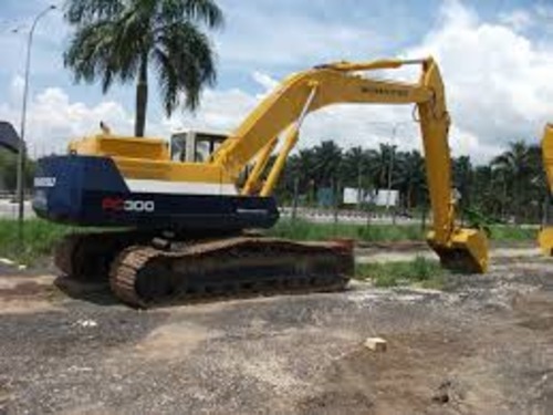 Product picture Komatsu PC300-5 and PC300LC operation and maintenance manual