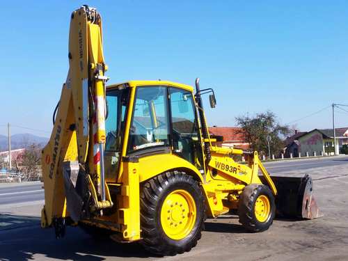 Product picture Komatsu WB91R-2 & WB93R-2 operation and maintenance manual