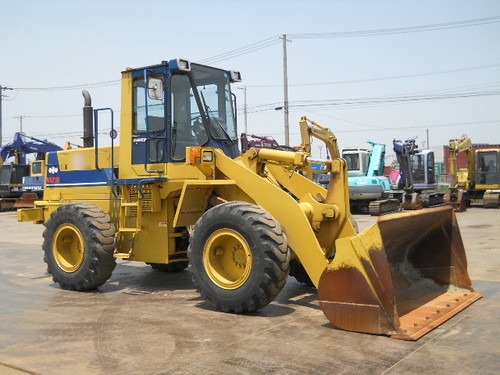 Product picture Komatsu WA200-1 operation and maintenance manual