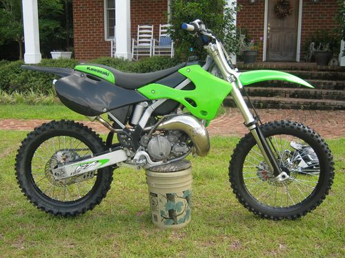Product picture Kawasaki KX125 and KX250 1999-2002 service manual