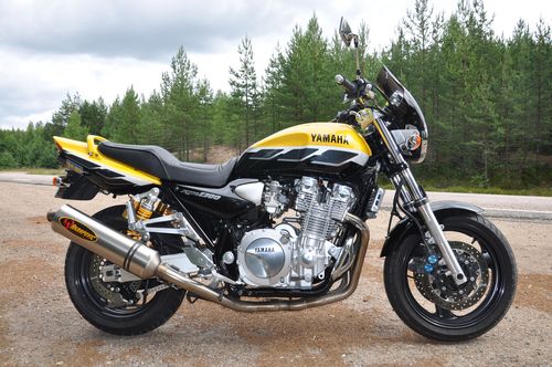 Product picture Yamaha XJR1300 99-2003 service manual