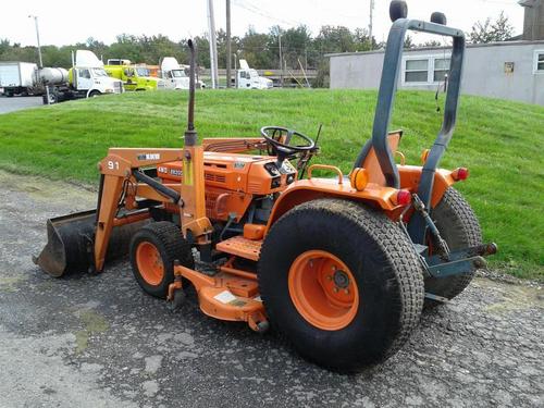 Product picture Kubota B8200 operators manual
