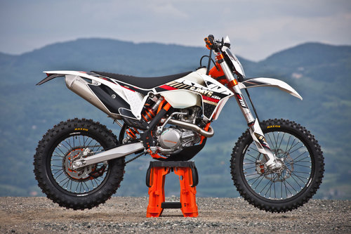Product picture KTM 450,500 EXC, six days,XC repair manual. 2013