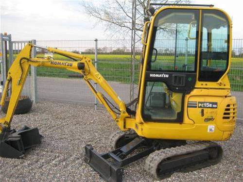 Product picture Komatsu PC15R-8 operation and maintenance manual