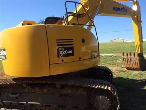 Product picture Komatsu PC228US-2, PC228USLC-2 shop manual & engine manual.