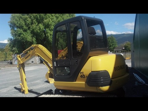 Product picture Komatsu PC40-7 shop manual. s/n 18001 and up