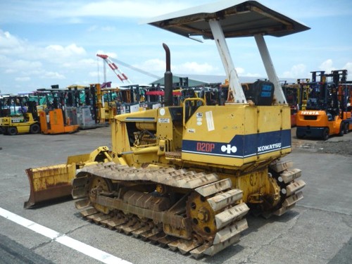 Product picture Komatsu D20-6, Komatsu D21-6 workshop manual. 