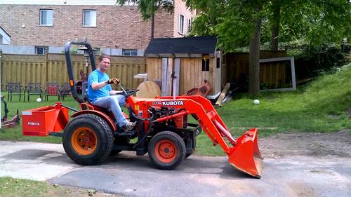 Product picture Kubota LA211 operators manual